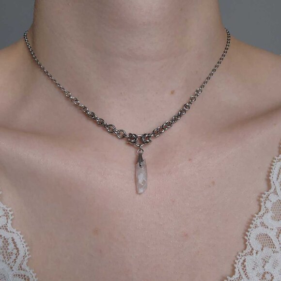 Vintage natural clear quartz silver chainmail necklace with a small silver chain - Picture 6 of 10